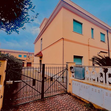 Lido Del Sole Fco Apartment Fiumicino Luaran gambar